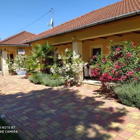 Spengler Apartman Harkány Εξωτερικό φωτογραφία